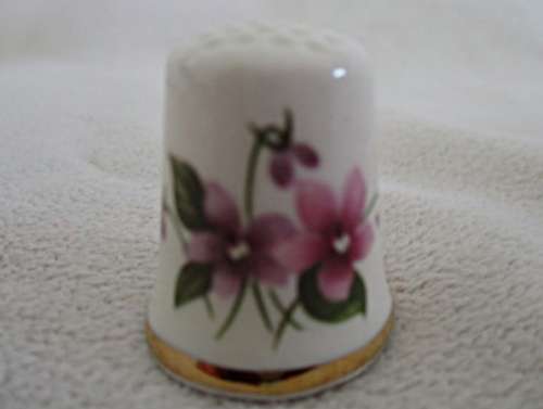 THIMBLE NO 18 - PORCELAIN - MASON'S ENGLAND