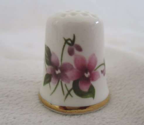 THIMBLE NO 18 - PORCELAIN - MASON'S ENGLAND