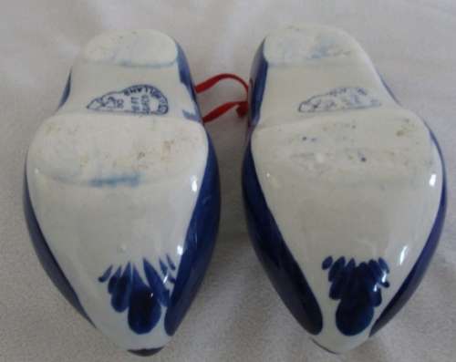 SOME OUT-OF -THE-ORDINARY VINTAGE HAND PAINTED DELFT ITEMS