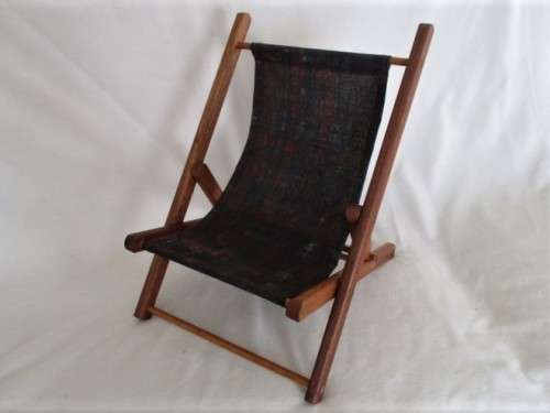 RELISTED - A FOLD-UP WOODEN DECK CHAIR FOR YOUR MEDIUM-SIZED DOLL (FIRST LOVE SIZE) OR BEAR