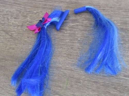 MY LITTLE PONY - POP-ON/SNAP-ON MANE AND TAIL PIECES AND OTHER GOODIES