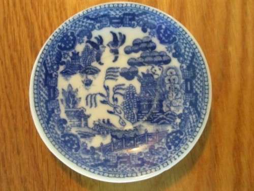 FOUR DIFFERENT-SIZED BLUE AND WHITE WILLOW PATTERN PLATES (TWO MARKED JAPAN) - NICE DISPLAY!
