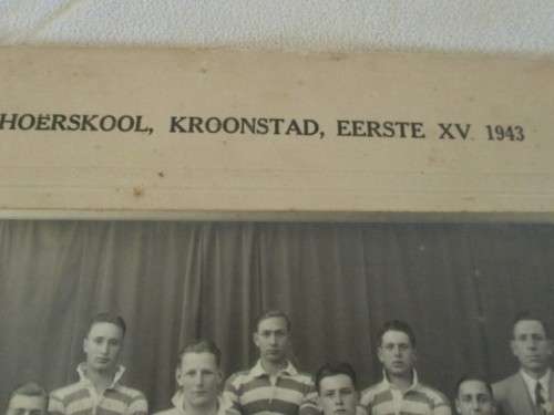 1943 - A VINTAGE SIGNED PHOTOGRAPH OF HOERSKOOL KROONSTAD FIRST XV RUGBY TEAM