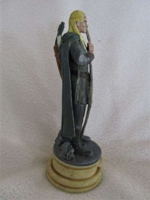 LEAD FIGURE - LORD OF THE RINGS CHESS PIECE - LEGOLAS - WHITE BISHOP