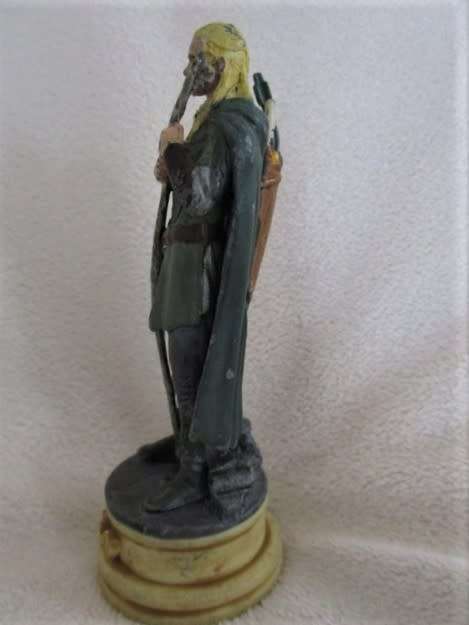 LEAD FIGURE - LORD OF THE RINGS CHESS PIECE - LEGOLAS - WHITE BISHOP