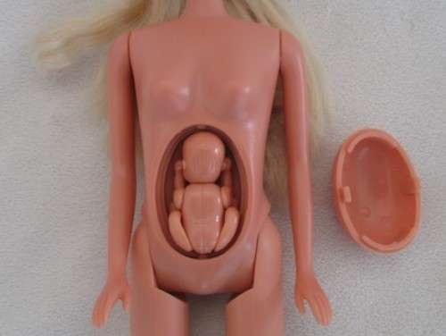 PREGNANT STEFFI-LOVE WITH BABY IN TUMMY - IN GREAT CONDITION WITH ORIGINAL BOX