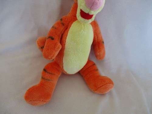 CUTE 34CM TALL DISNEY TIGGER FROM WINNIE THE POOH
