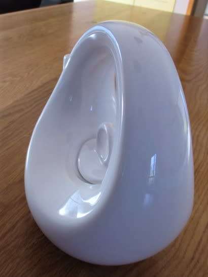 A QUIRKY CONTEMPORARY TEAPOT MADE BY ESSENTIALEARTH CERAMIC STUDIO - LOVE IT!!