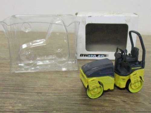 RARE!! BOXED BOMAG (KASTER MINIATUREN) TANDEM VIBRATORY ROLLER - SCALE 1/50