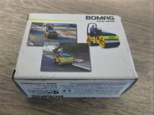 RARE!! BOXED BOMAG (KASTER MINIATUREN) TANDEM VIBRATORY ROLLER - SCALE 1/50