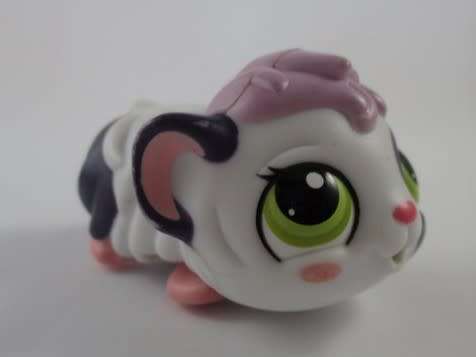 NO.18 - HASBRO LITTLEST PET SHOP - HAMSTER (MOVE BUTTON NOT WORKING)