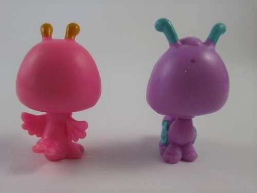 NO.33 - HASBRO LITTLEST PET SHOP - TWO SWEET LPS FIGURES ON A SEE SAW