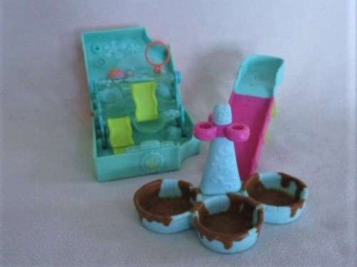 NO.4 - HASBRO LITTLEST PET SHOP -  A CUTE TRAVEL CARRY FOLDING PLAYGROUND PLUS SLIDE AND MUD BATH