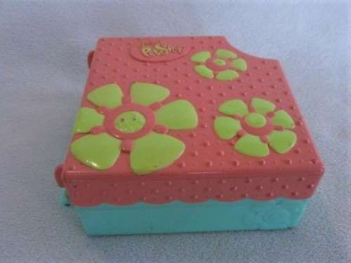 NO.4 - HASBRO LITTLEST PET SHOP -  A CUTE TRAVEL CARRY FOLDING PLAYGROUND PLUS SLIDE AND MUD BATH