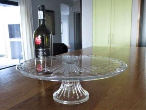 FOR ISMAIL ONLY - STUNNING GLASS CAKE STAND - MADE IN ITALY
