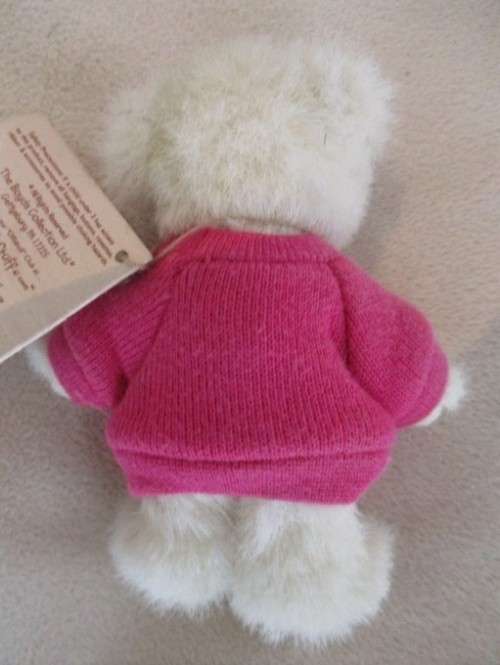 A COLLECTABLE FULLY JOINTED MINIATURE BOYDS BEAR FROM THEIR HEAD BEAN THINKIN' OF YA SERIES