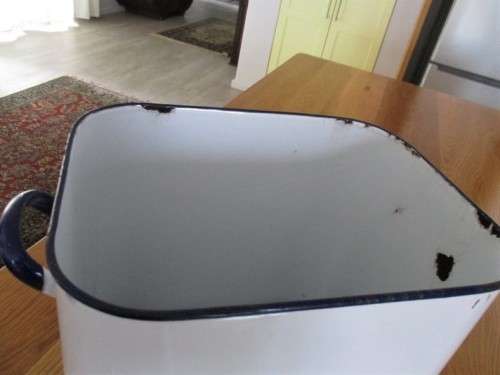 A VERY LARGE VINTAGE BLUE AND WHITE ENAMEL BREAD BIN