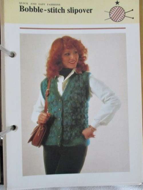 FOR THE KNITTING LOVERS - AN OLDHAMS ARCH FILE CONTAINING KNITTING TECHNIQUES AND OVER 65 PATTERNS