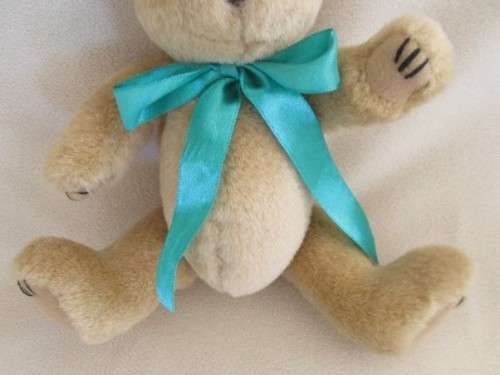 MORE BARGAINS - A VERY COLLECTABLE PENINSULA HOTEL FULLY JOINTED TEDDY BEAR
