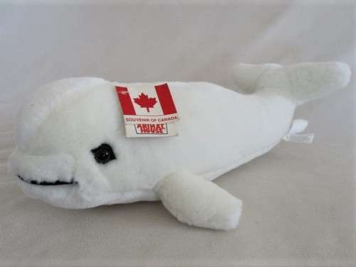 A MARINELAND, NIAGARA FALLS BELUGA WHALE MADE BY THE STUFFED ANIMAL HOUSE, CANADA