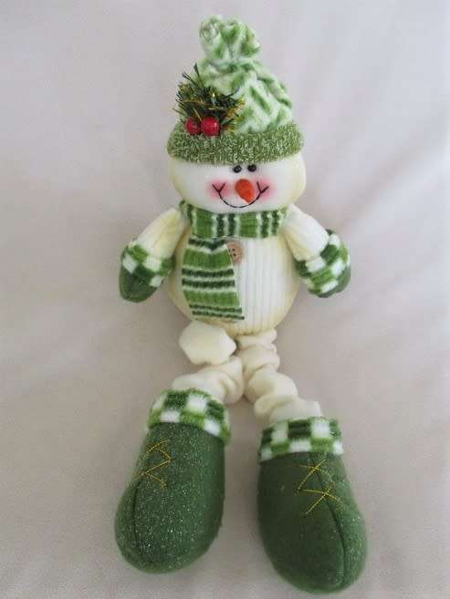 FOR BERRY ONLY - CHRISTMAS IS COMING - TWO BEAUTIFUL SCANDINAVIAN SHELF SITTERS PLUS