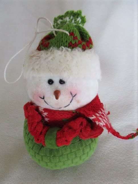 FOR BERRY ONLY - CHRISTMAS IS COMING - TWO BEAUTIFUL SCANDINAVIAN SHELF SITTERS PLUS