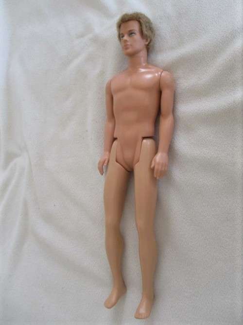 MATTEL KEN DOLL (BARBIE'S BOYFRIEND) WITH ROOTED HAIR AND KNEES THAT BEND