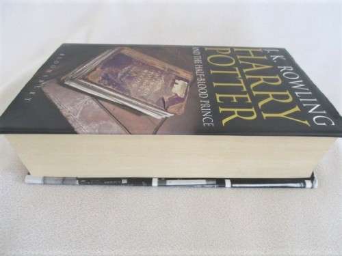 HARRY POTTER AND THE HALF-BLOOD PRINCE - 1ST EDITION HARD COVER WITH DUST JACKET