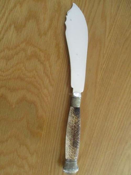 ORNATE VINTAGE HALLMARKED ELECTROPLATE SILVER FISH SERVER SET