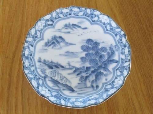 TWO SMALL SHALLOW JAPANESE BLUE AND WHITE DISHES - SIGNED