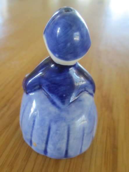 SMALL VINTAGE/ANTIQUE BLUE AND WHITE DUTCH SALT AND PEPPER SHAKERS - MARKED ON BASES