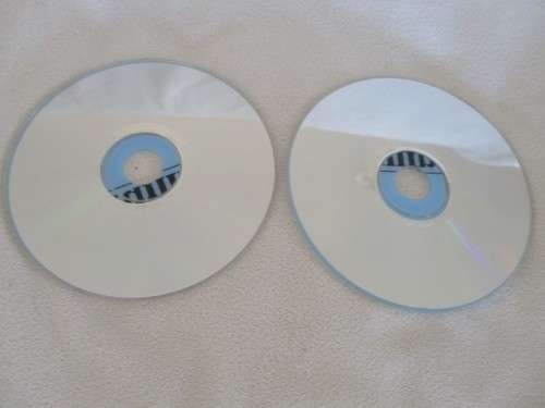 DOUBLE CD PLUS BOOKLET - THE ESSENTIAL LEONARD COHEN