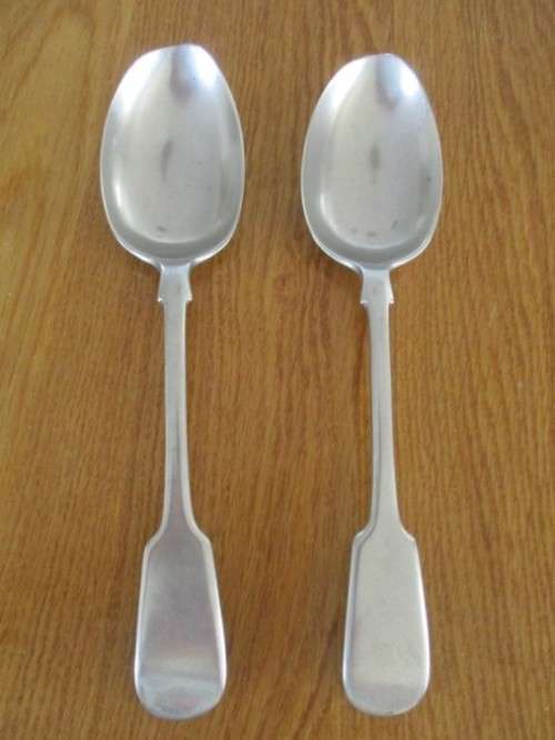 A JOB LOT OF VINTAGE SILVER PLATED ITEMS