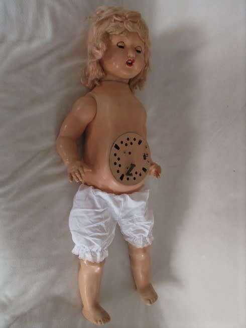 VERY LARGE 67CM TALL ANTIQUE COMPOSITION DOLL WITH RARE WIND-UP CRIER/TALKER MARKED "40" BEHIND HEAD