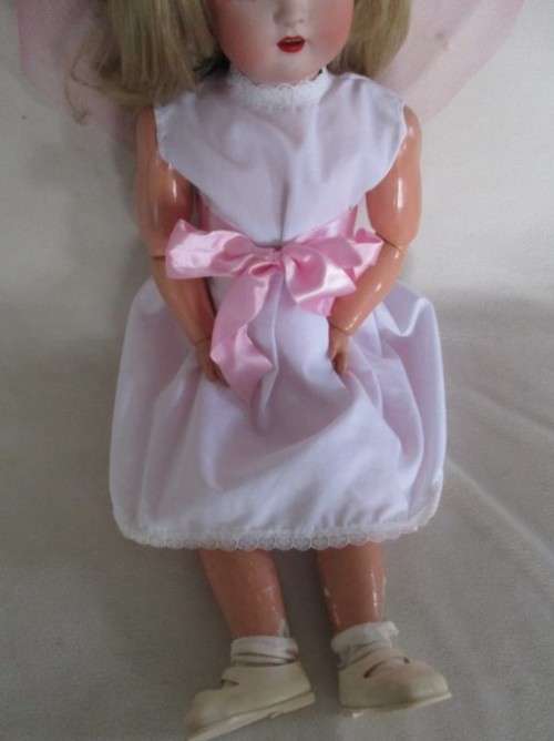 ANTIQUE 58CM TALL GERMAN? DOLL WITH BISQUE HEAD, COMPOSITION BODY, BALL JOINTED ELBOWS AND KNEES!!