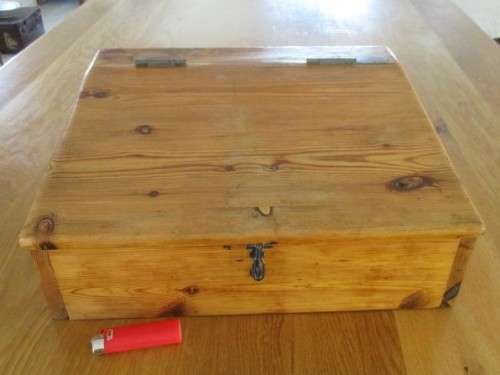 AN OLD LARGE WOODEN BIBLE BOX - HANDY STORING/DISPLAY