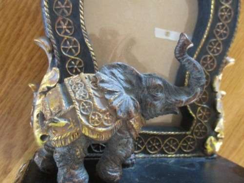 ORNATE, DECORATIVE PICTURE FRAME FOR HINDU/BUDDHIST HOME ALTAR/SHRINE