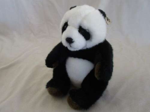 WORLD WILDLIFE FUND PANDA - IN GREAT CONDITION WITH LEATHER EAR TAG AD LABEL