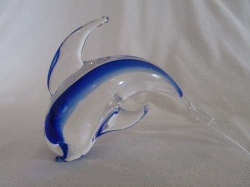 STUNNING LARGE NGWENYA GLASS DOLPHIN (DIFFICULT TO PHOTOGRAPH BUT NO DAMAGE)