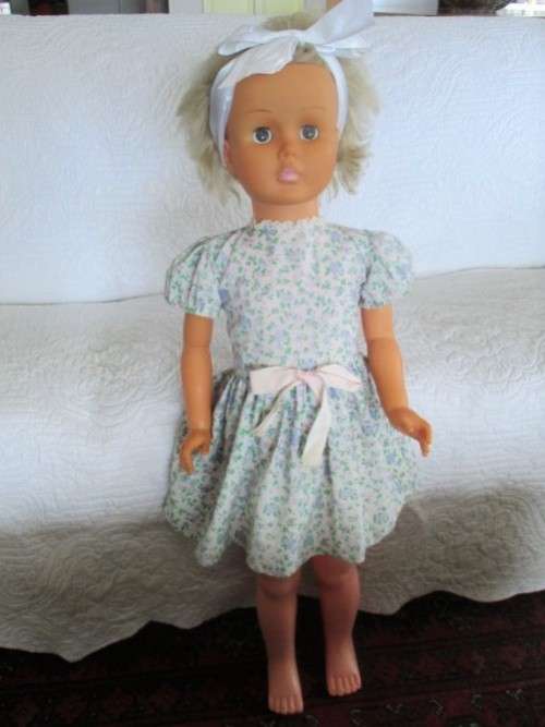 FOR DOMENIC ONLY - A VERY LARGE VINTAGE 90CM TALL PRIMA WALKING DOLL