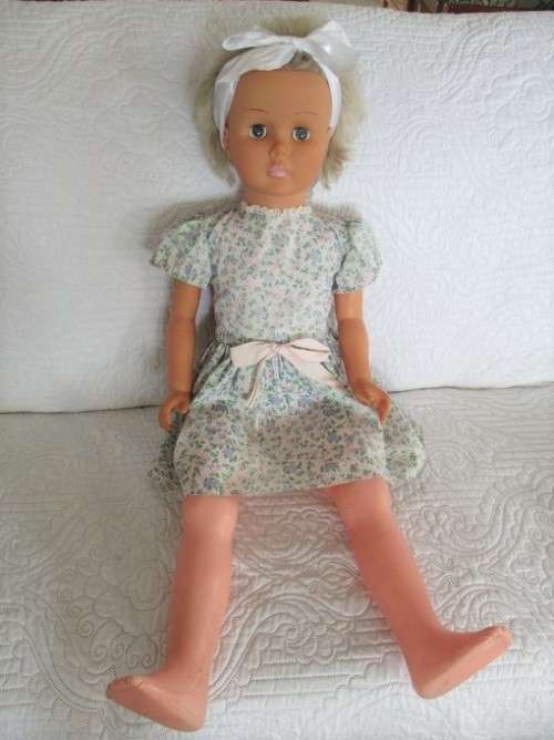 FOR DOMENIC ONLY - A VERY LARGE VINTAGE 90CM TALL PRIMA WALKING DOLL