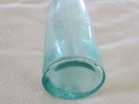 VINTAGE HOLBROOKS WORCESTERSHIRE SAUCE GLASS BOTTLE WITH GLASS STOPPER