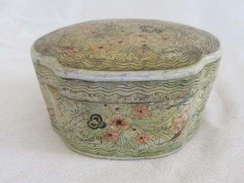 VERY PRETTY TRINKET BOX WITH FLORAL DESIGN