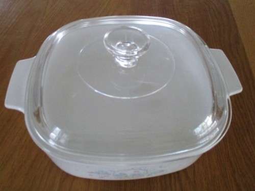 RARE - LARGE 2 LITRE LIDDED CASSEROLE DISH WITH DELICATE COUNTRY CORNFLOWER DESIGN