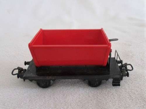 N0 11  - VINTAGE MARKLIN, GERMANY COAL TIPPER