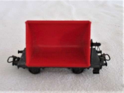 N0 11  - VINTAGE MARKLIN, GERMANY COAL TIPPER