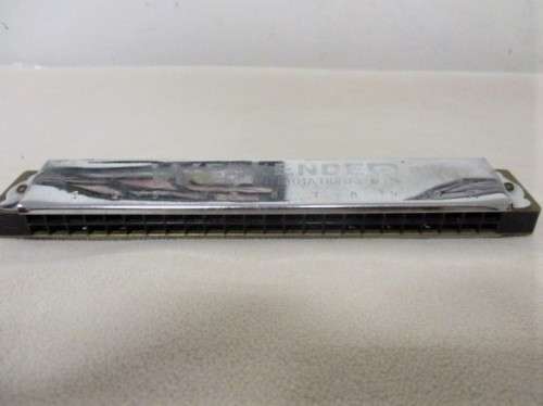 FOR FRALAT2475 ONLY - VINTAGE HOHNER INTERNATIONAL WEEKENDER HARMONICA