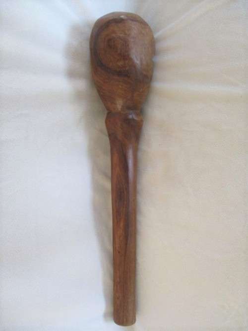 A  HEAVY SOLID WOOD HAND CARVED KNOP KIERIE - GREAT DISPLAY, HANDY WEAPON!