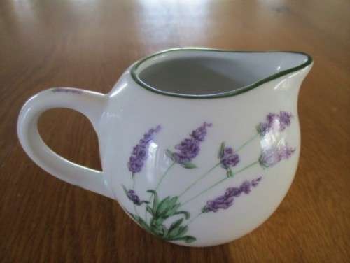 QUALITY GERMAN WIESENTHAL CREAMER AND LIDDED SUGAR BASIN - LAVENDER DESIGN