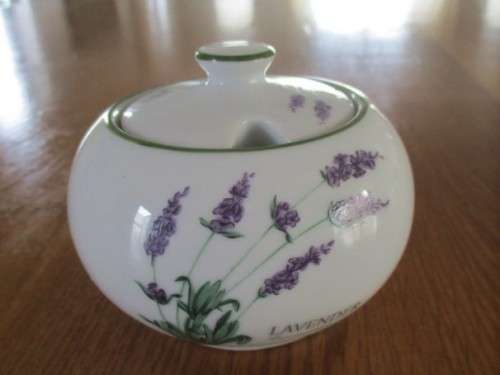 QUALITY GERMAN WIESENTHAL CREAMER AND LIDDED SUGAR BASIN - LAVENDER DESIGN